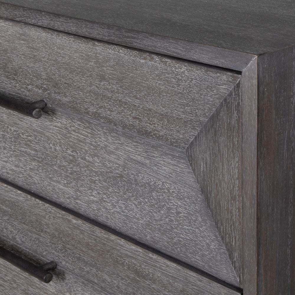 ISTRIA ACCENT CHEST