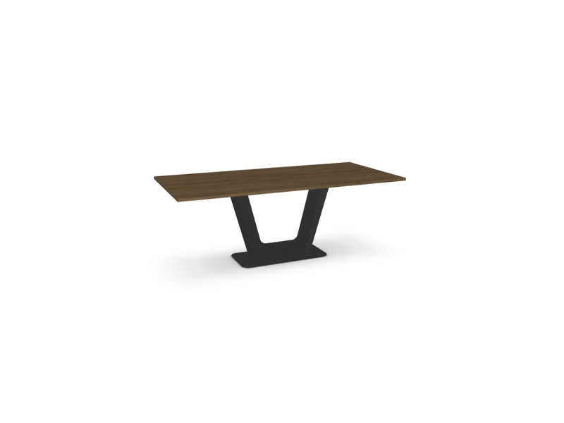 MIA TABLE