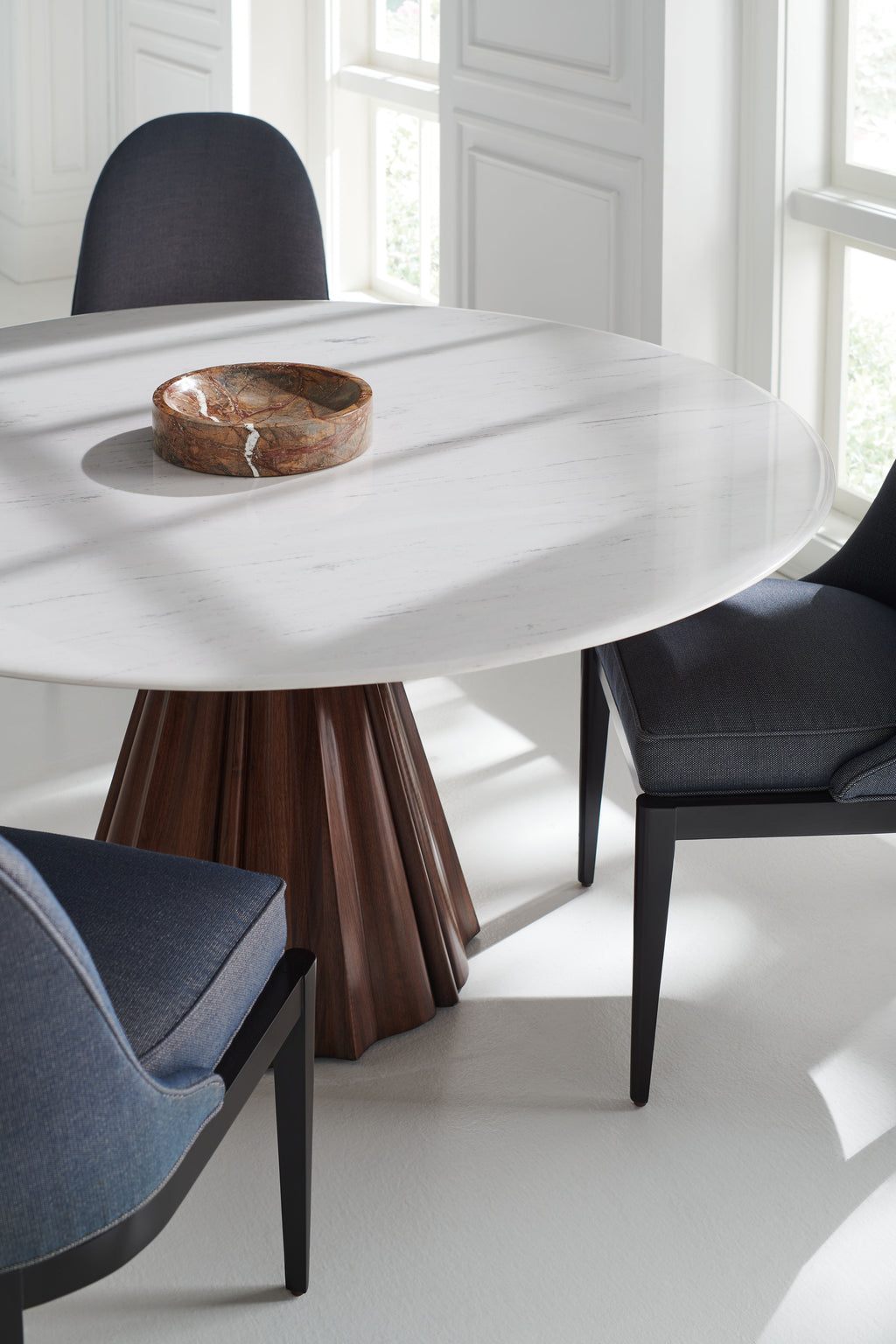 BECKER TABLE