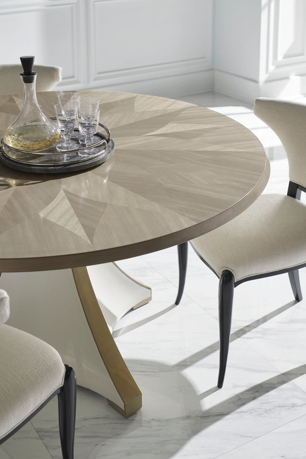 BELGES CHAIR
