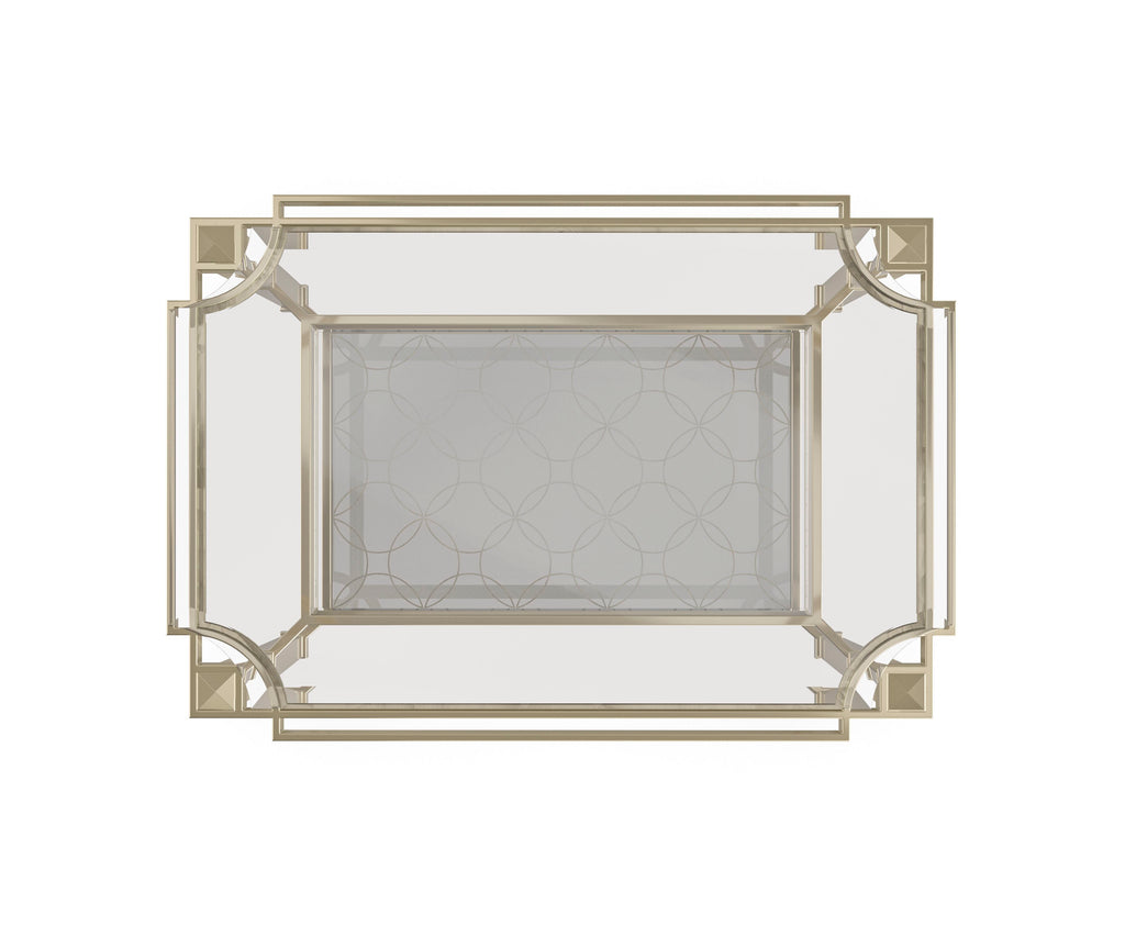 NICOLE 
END TABLE