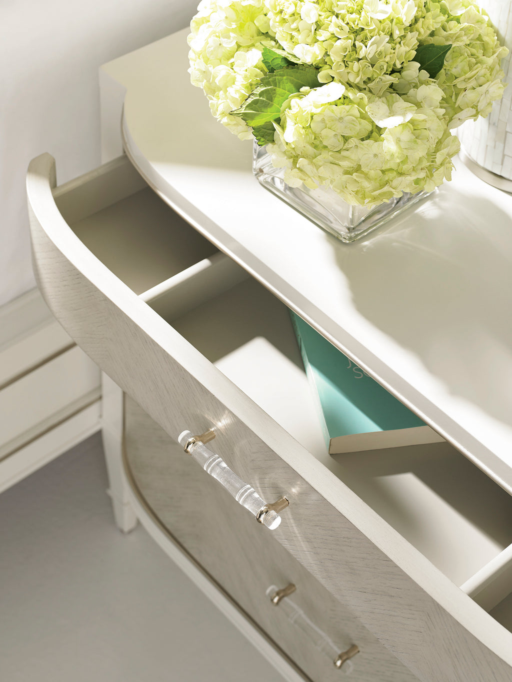 MARTINA NIGHTSTAND