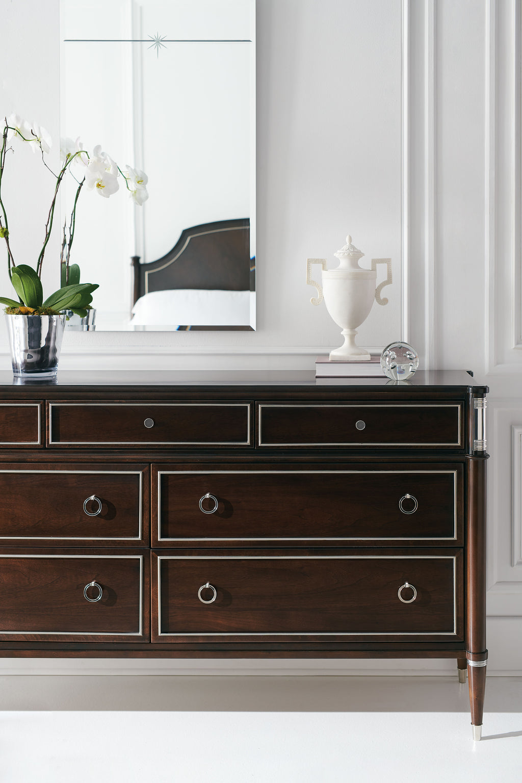 HERITAGE DRESSER