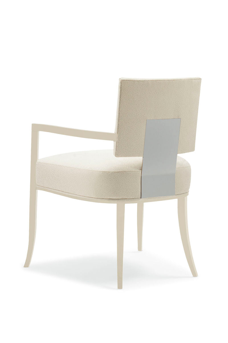 GRANDVIEW ARMCHAIR