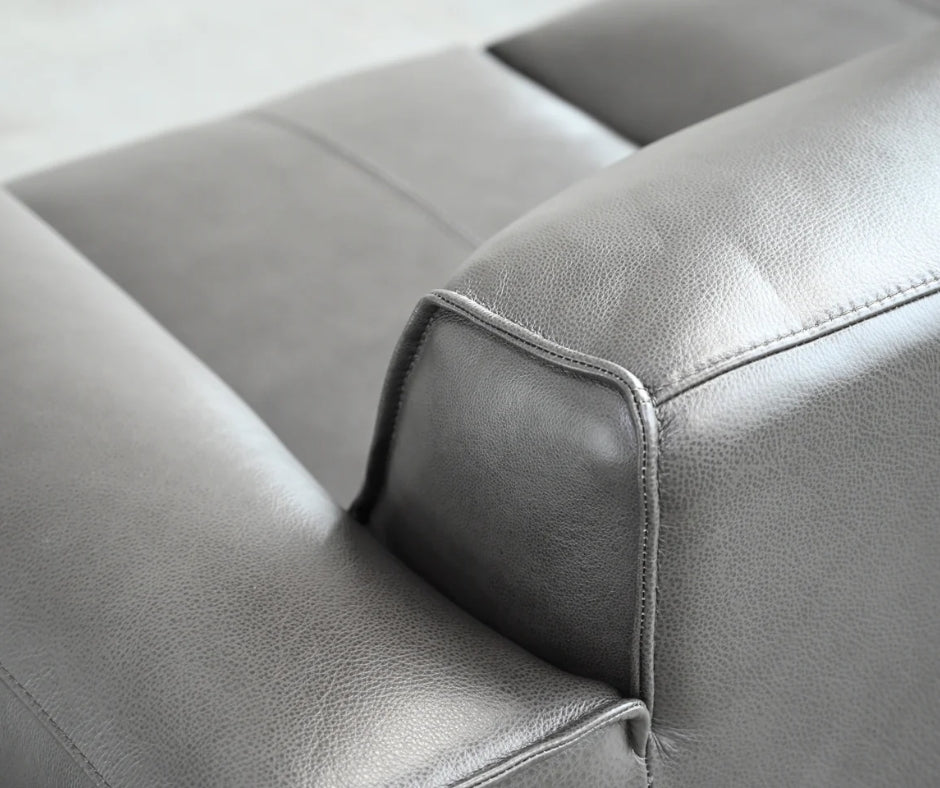 Leather Sofa in Montreal: A Buying Guide for Your Home