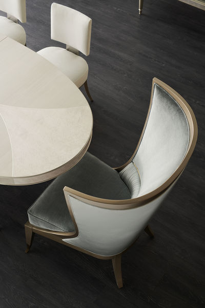 How to Style a Luxury Dining Table for Entertaining