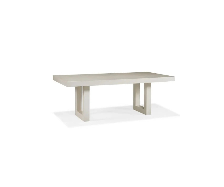 Wendy dining table from Mobilart's Montreal collection, referenced in the rectangular versus round guide. 