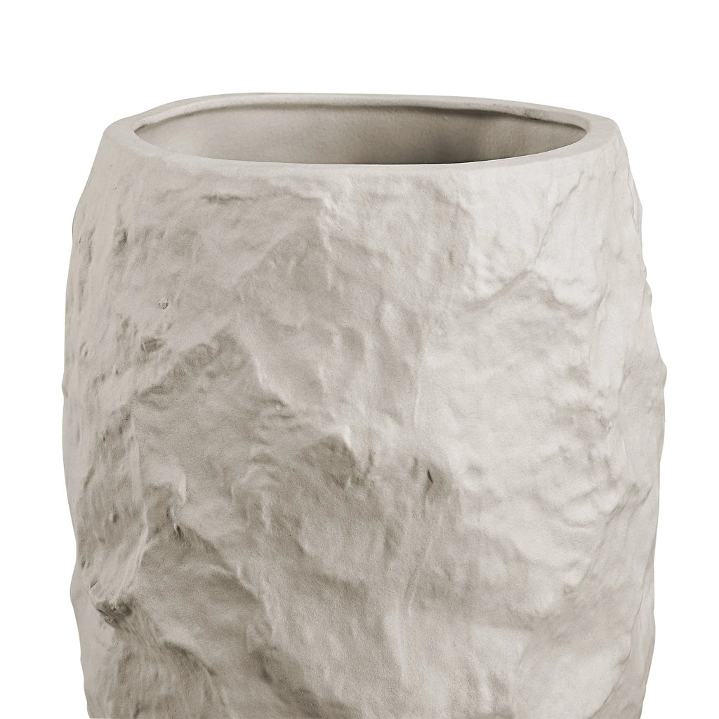 PETER VASE