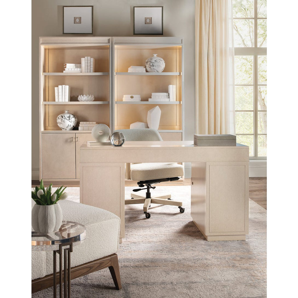 MABLE KNEE-HOLE DESK