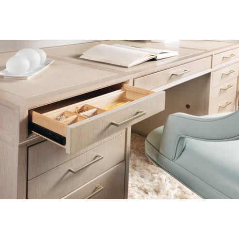 MABLE EXCUTIVE DESK