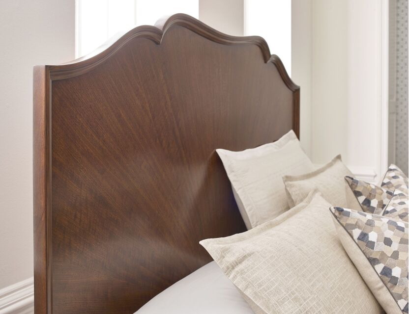 SULLIVAN PANEL KING BED