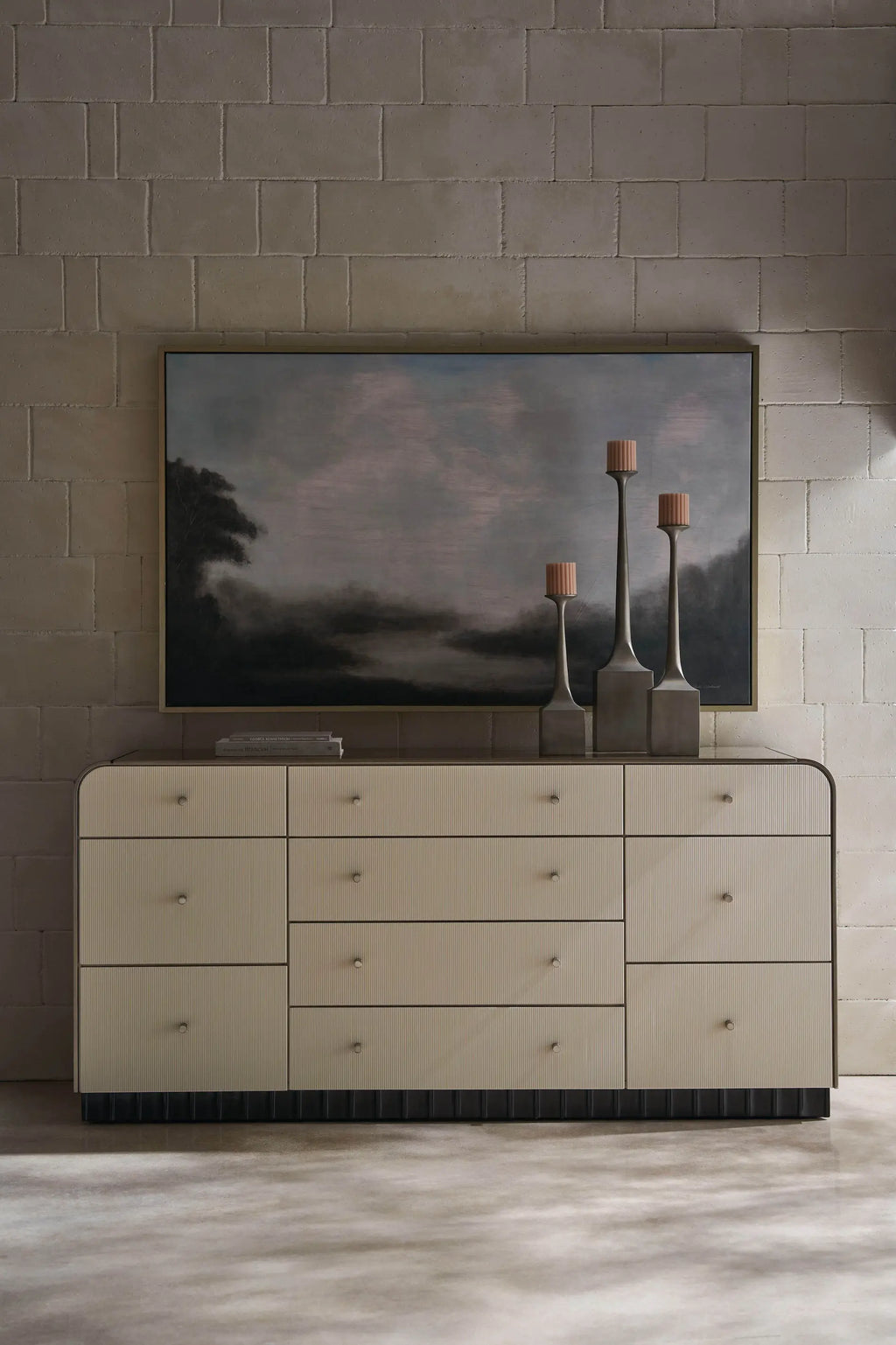 APULIA DRESSER