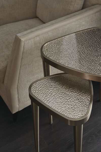 MERIDA CHAIR