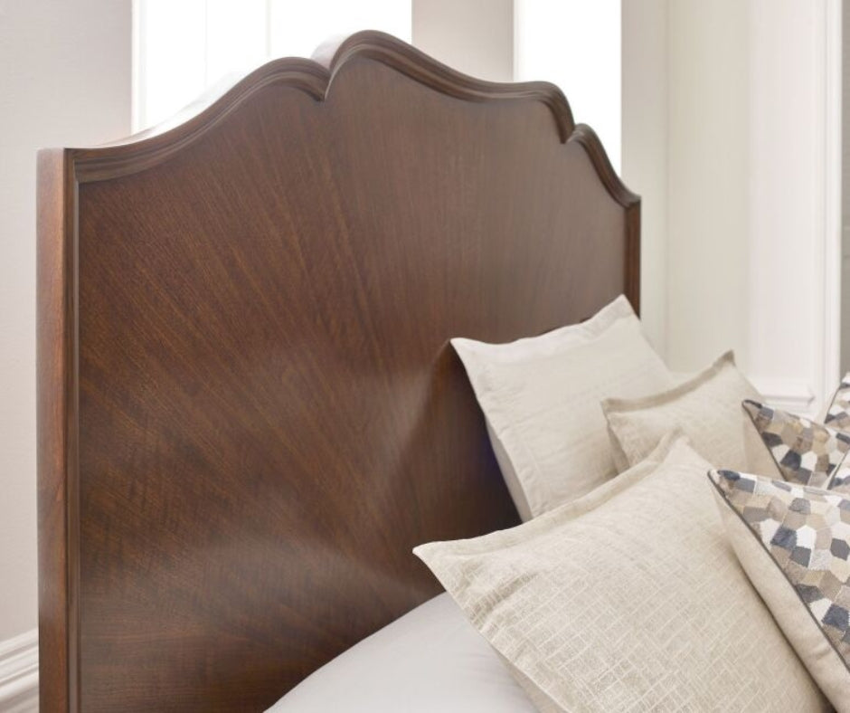 CASSANDRA PANEL QUEEN BED