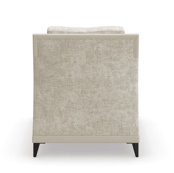 MERIDA CHAIR